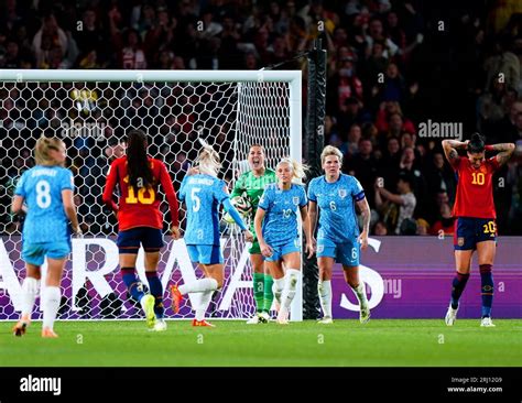 Women’s World Cup Live Updates: Earps stops Hermoso penalty as Spain holds 1-0 lead over England